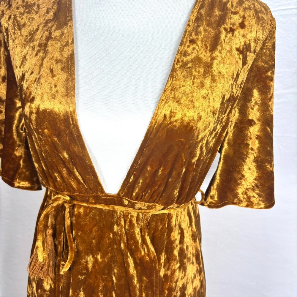 Boho Festival Crushed Velvet Mini Dress Gold Plunge Neck Tassel Flutter Sleeve L - Picture 6 of 9